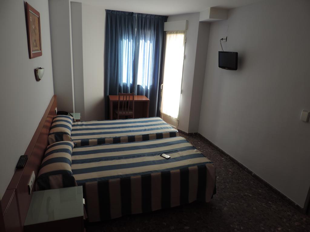 Hotel Costa San Antonio Кульера Экстерьер фото