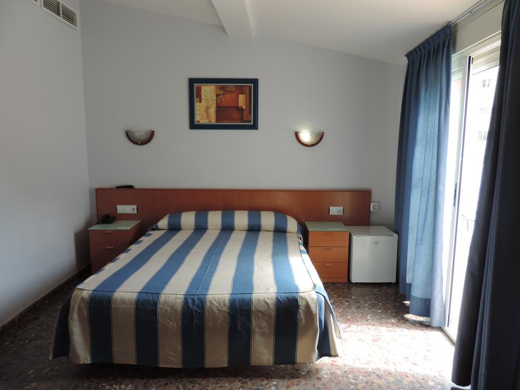 Hotel Costa San Antonio Кульера Экстерьер фото